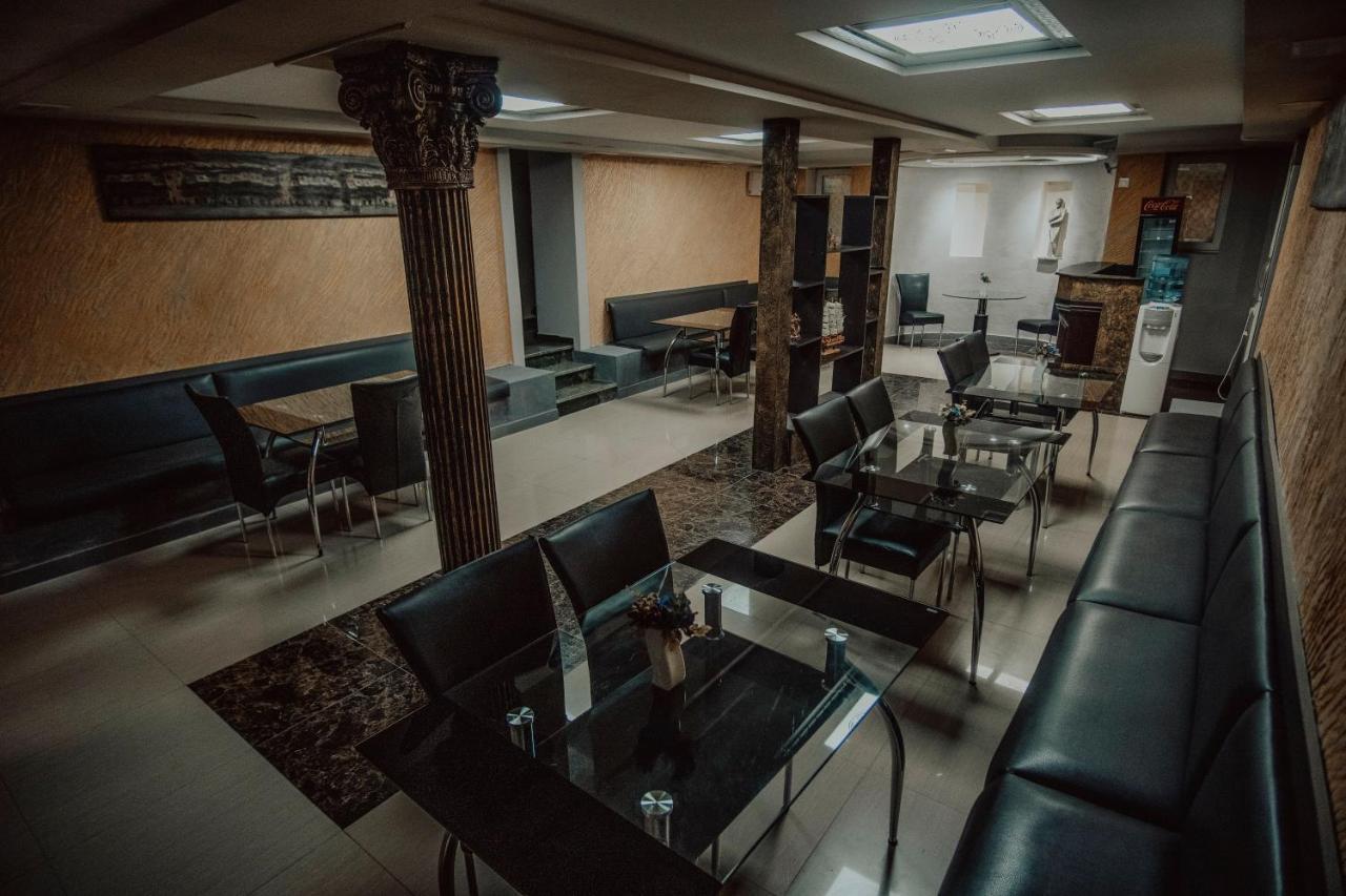 Discovery Hotel Kutaiszi Kültér fotó